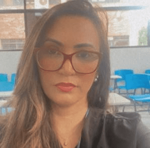 Profa. Carla Calixto
