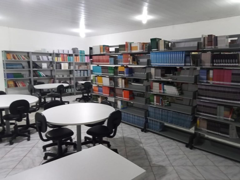 Biblioteca - Conde